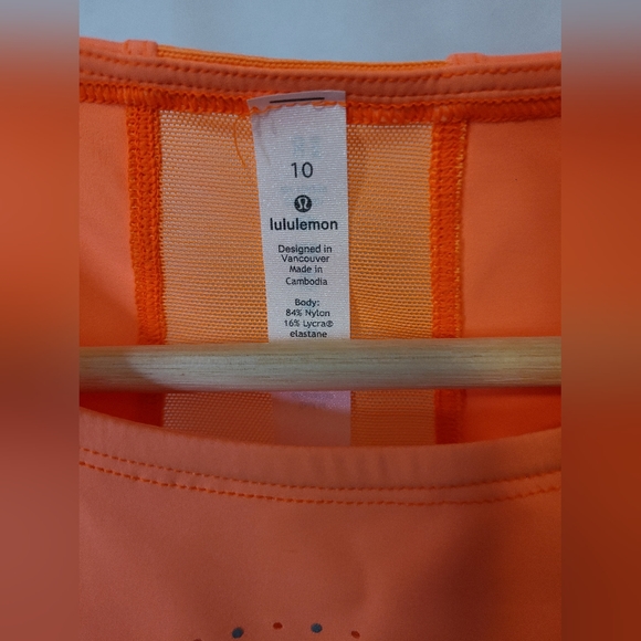 Lululemon Hotty Hot Cropped Tank Highlight Orange size 10 - Picture 5 of 6